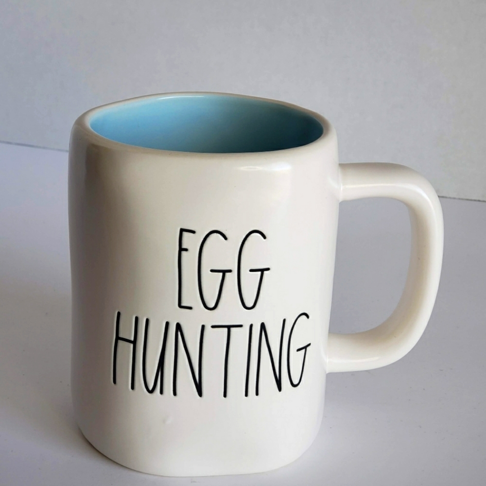 Eadter Rae Dunn "EGG HUNTING" mug easter BLUE